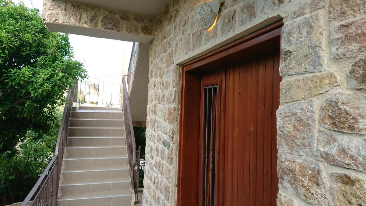 Apartamento Stone House With Seaview Nea Poteidaia Exterior foto