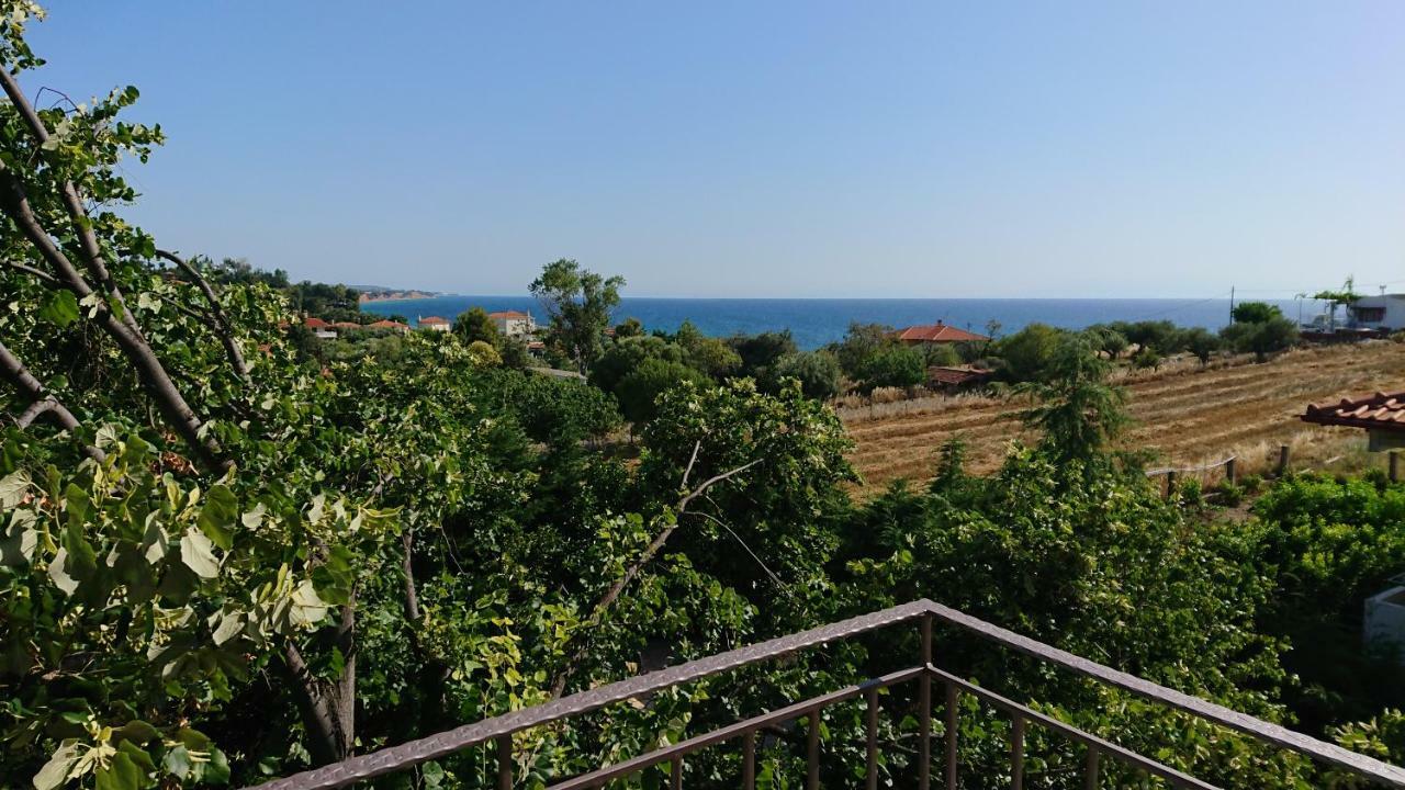 Apartamento Stone House With Seaview Nea Poteidaia Exterior foto