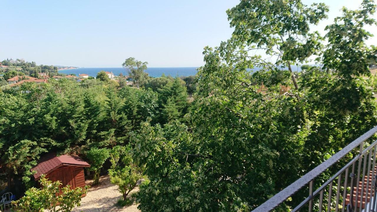 Apartamento Stone House With Seaview Nea Poteidaia Exterior foto