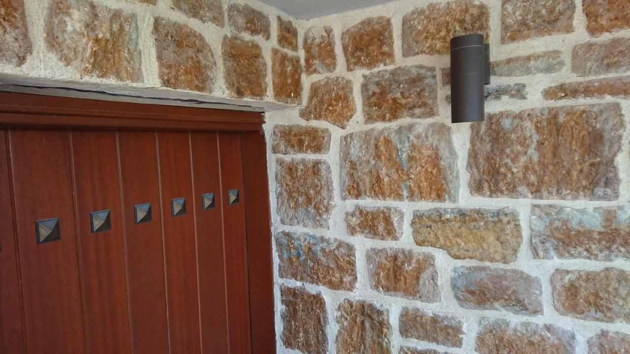 Apartamento Stone House With Seaview Nea Poteidaia Exterior foto