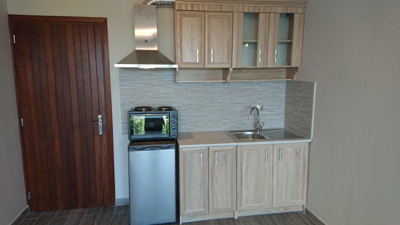 Apartamento Stone House With Seaview Nea Poteidaia Exterior foto
