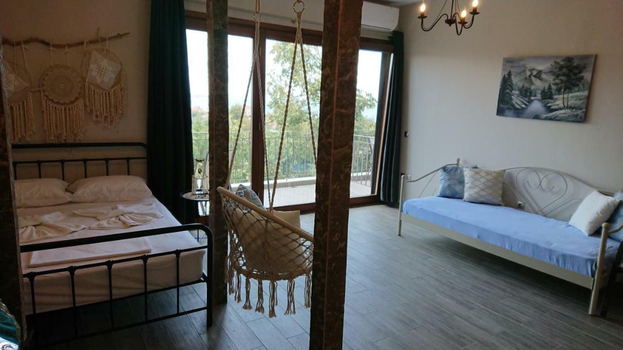 Apartamento Stone House With Seaview Nea Poteidaia Exterior foto